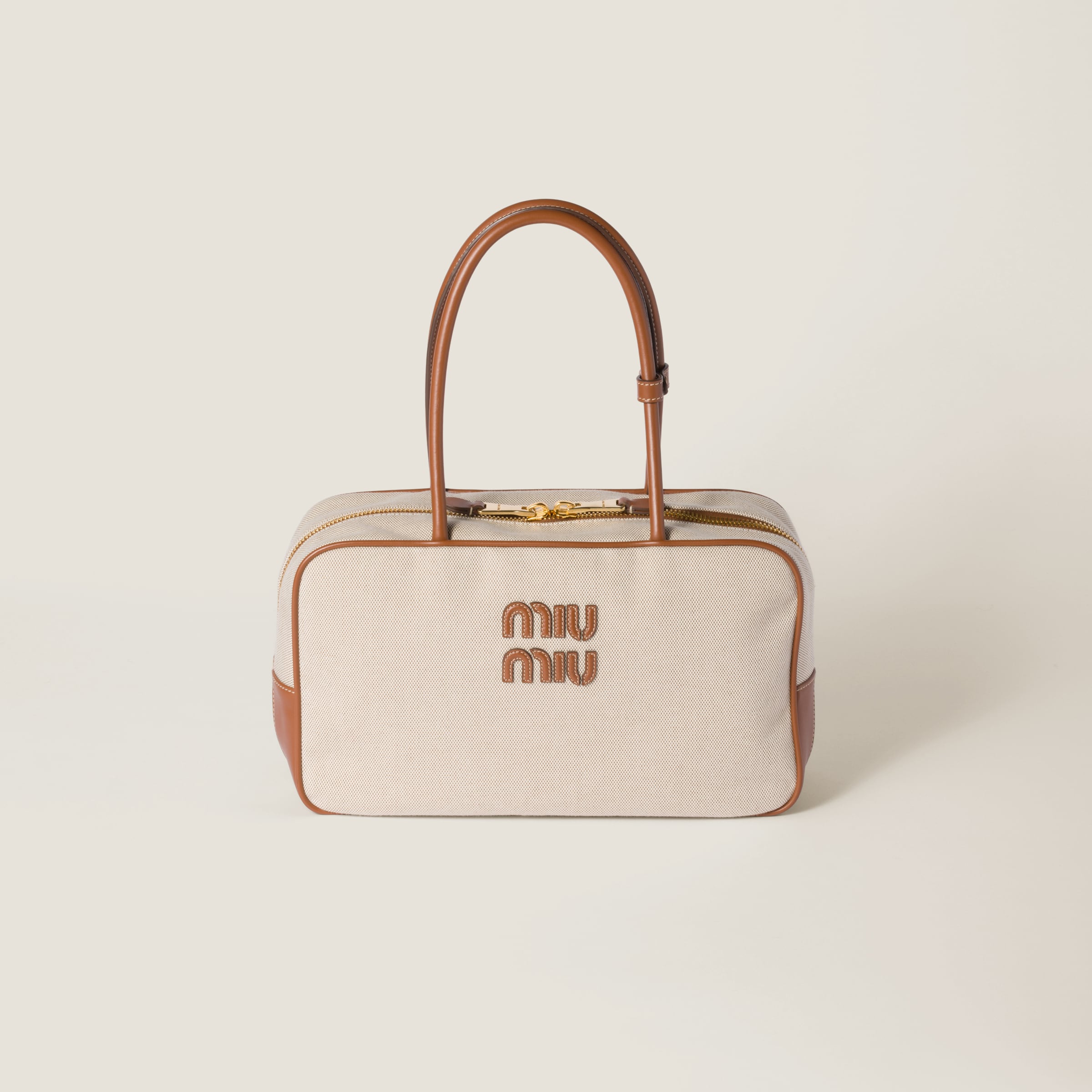 Сумка Beau из холста и кожи MIU MIU, бежевый
Сумка Beau из холста и кожи MIU MIU, бежевый