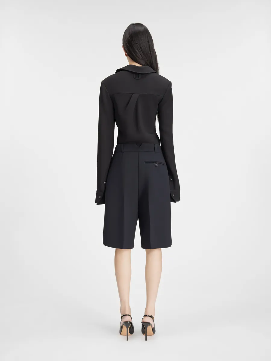 Изогнутые бермуды Овало Jacquemus, черный 
Изогнутые бермуды Овало Jacquemus, черный