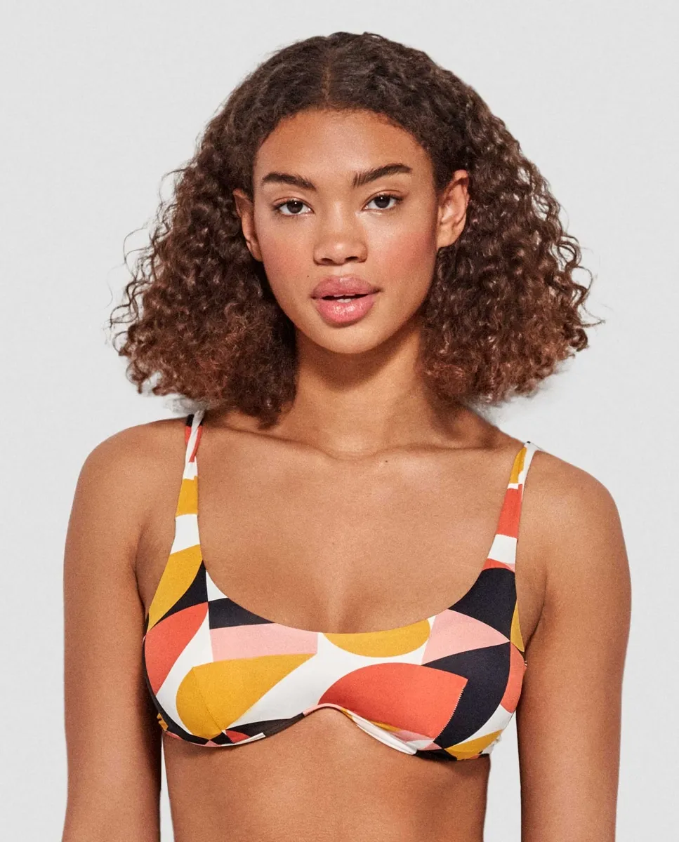 Бикини-топ на косточках с геометрическим принтом Gisela, мультиколор
Бикини-топ на косточках с геометрическим принтом Gisela, мультиколор