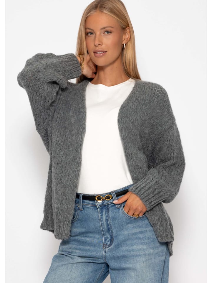 Кардиган оверсайз темно-серого цвета SASSYCLASSY
Кардиган оверсайз темно-серого цвета SASSYCLASSY