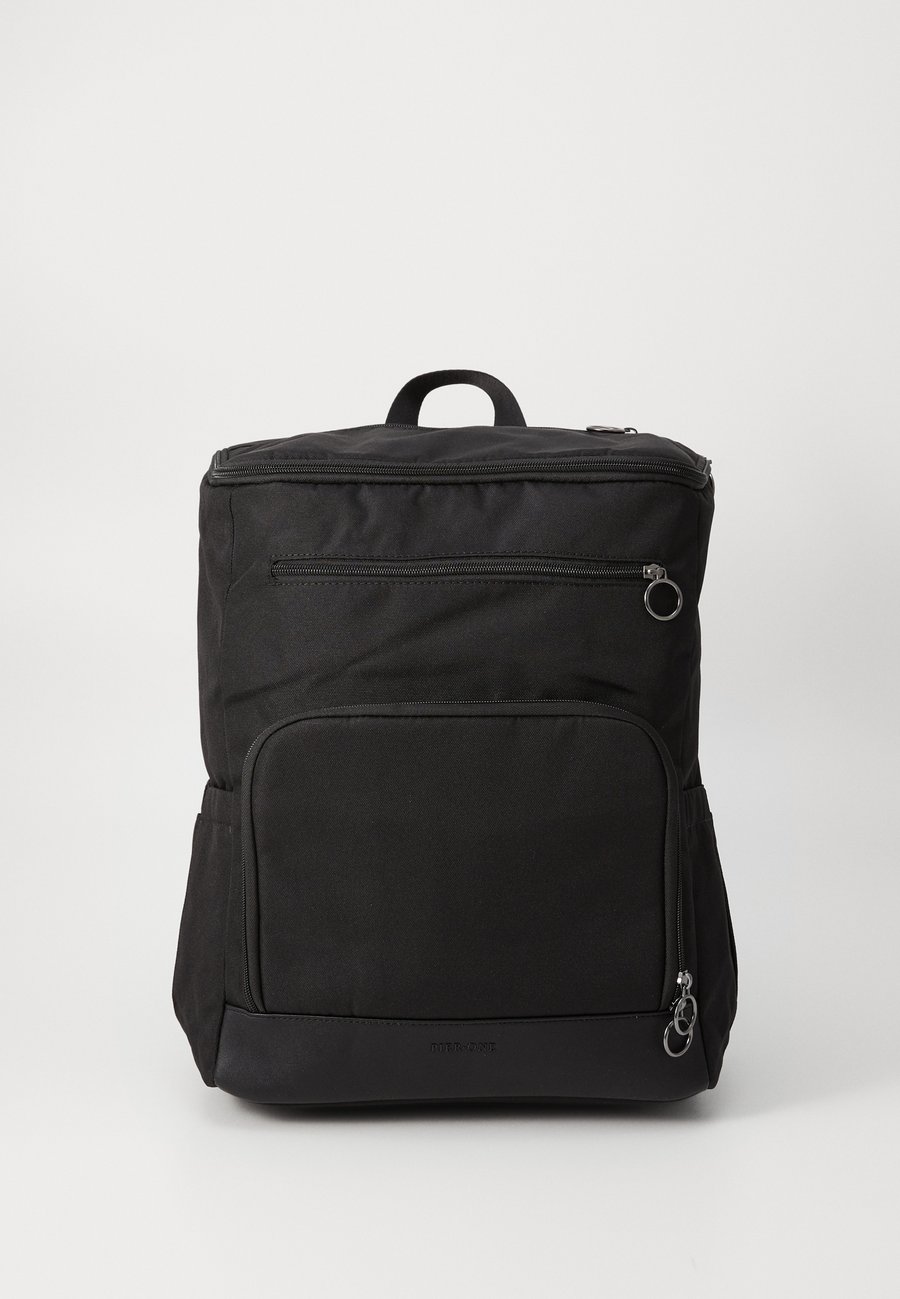 Рюкзак Pier One UNISEX, Black
Рюкзак Pier One UNISEX, Black