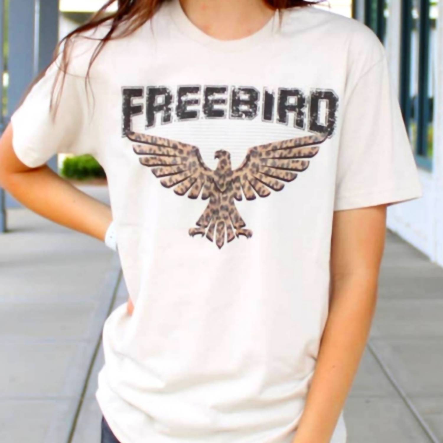 Футболка Freebird Thunderbird Southwestern Graphic Tee песочного цвета Glittering South, цвет sand
Футболка Freebird Thunderbird Southwestern Graphic Tee песочного цвета Glittering South, цвет sand