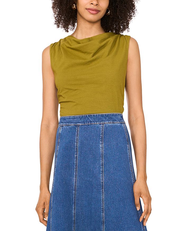 Топ с лодочкой и сборками 1.STATE, зеленый
Топ с лодочкой и сборками 1.STATE, зеленый