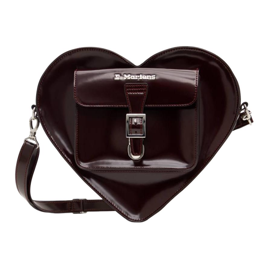 Dr.Martens Кожаная сумка в форме сердца, Burgundy
Dr.Martens Кожаная сумка в форме сердца, Burgundy