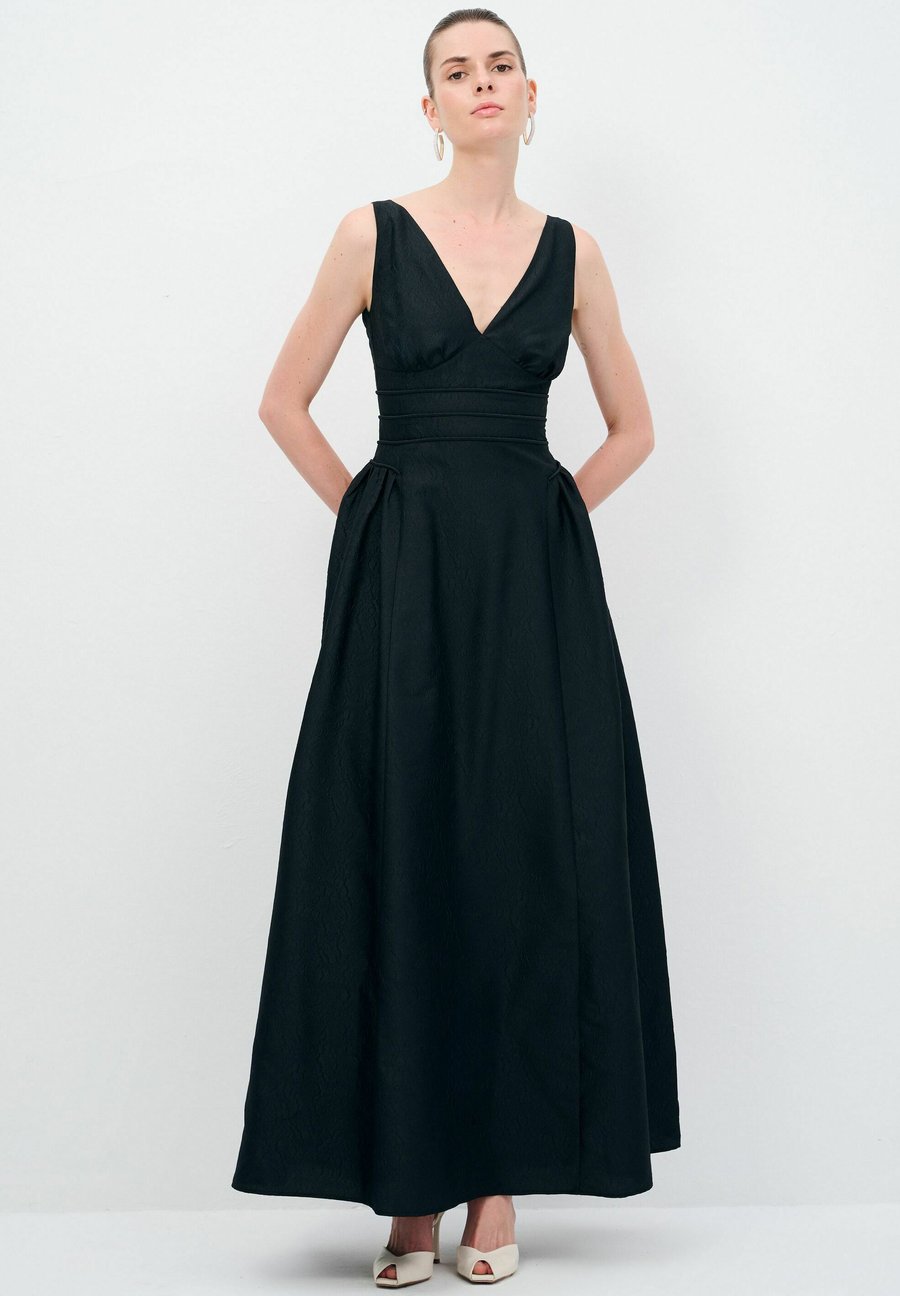 Платье adL Maxi dress, Black
Платье adL Maxi dress, Black