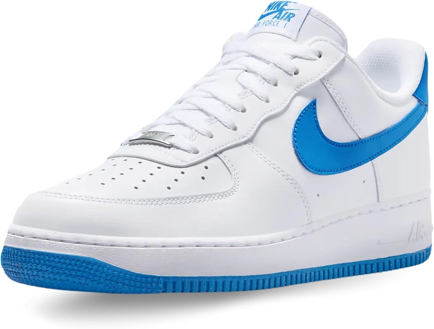 Мужские кроссовки Nike Air Force 1 07 Aa4083-401 низкие, белый/белый/синий
Мужские кроссовки Nike Air Force 1 07 Aa4083-401 низкие, белый/белый/синий