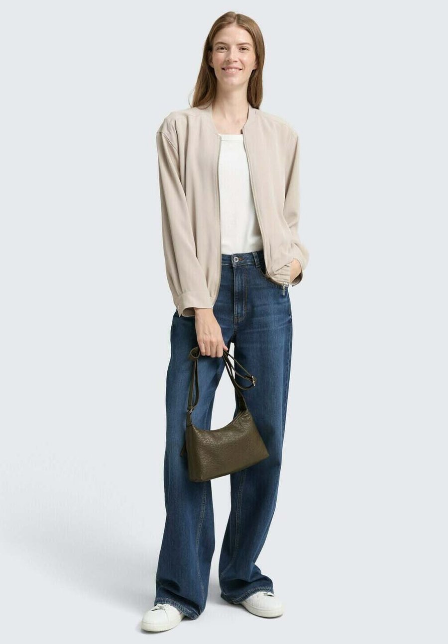 Сумка кросс-боди TOM TAILOR Cross body bag, Khaki Khaki/Khaki
Сумка кросс-боди TOM TAILOR Cross body bag, Khaki Khaki/Khaki