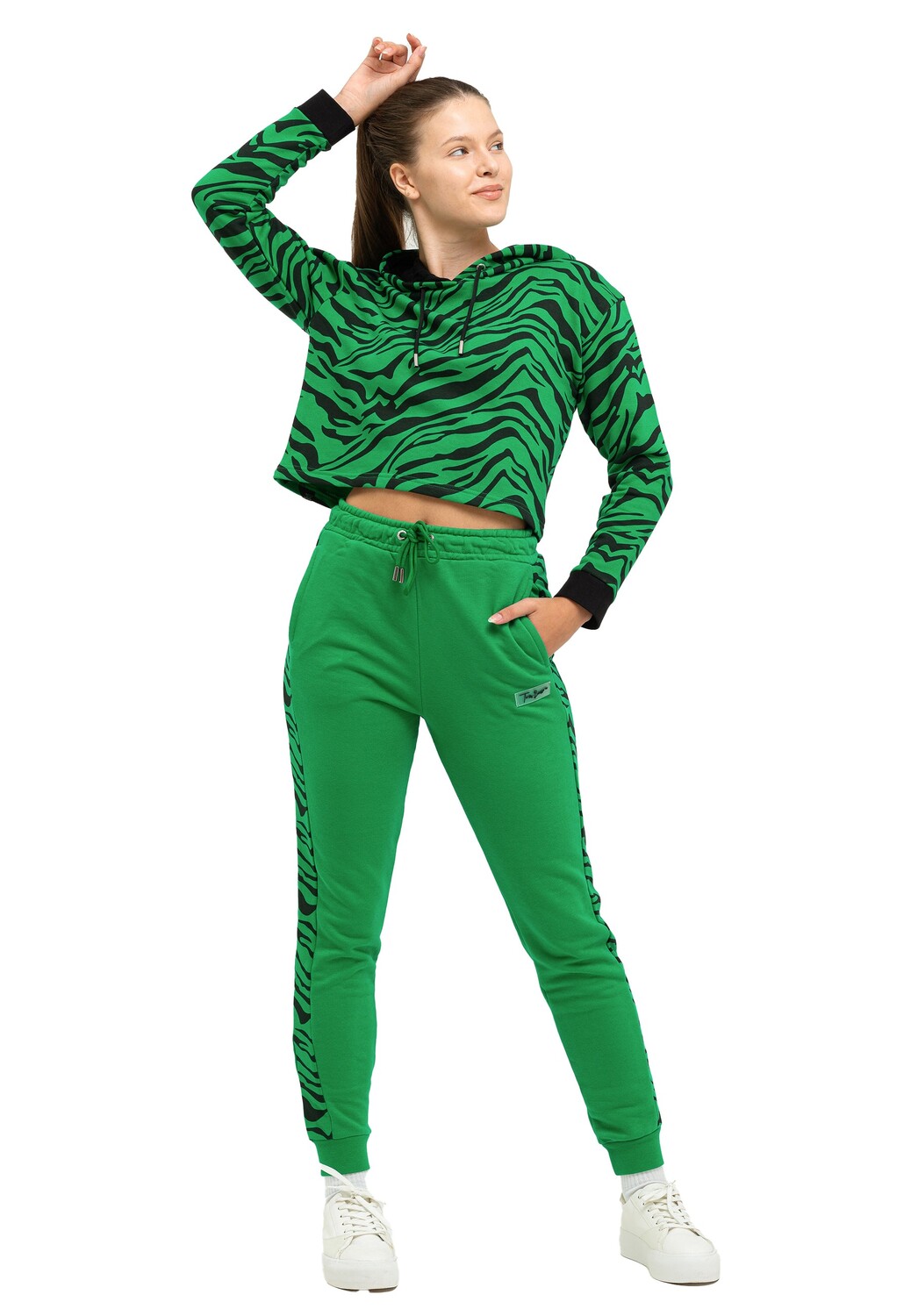 Стильный спортивный костюм tom barron в стиле зебры Tom_Barron, зеленый
Стильный спортивный костюм tom barron в стиле зебры Tom_Barron, зеленый