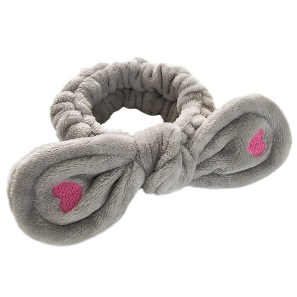 Косметическая повязка на голову в форме сердца для макияжа Inna Marka
Косметическая повязка на голову в форме сердца для макияжа Inna Marka