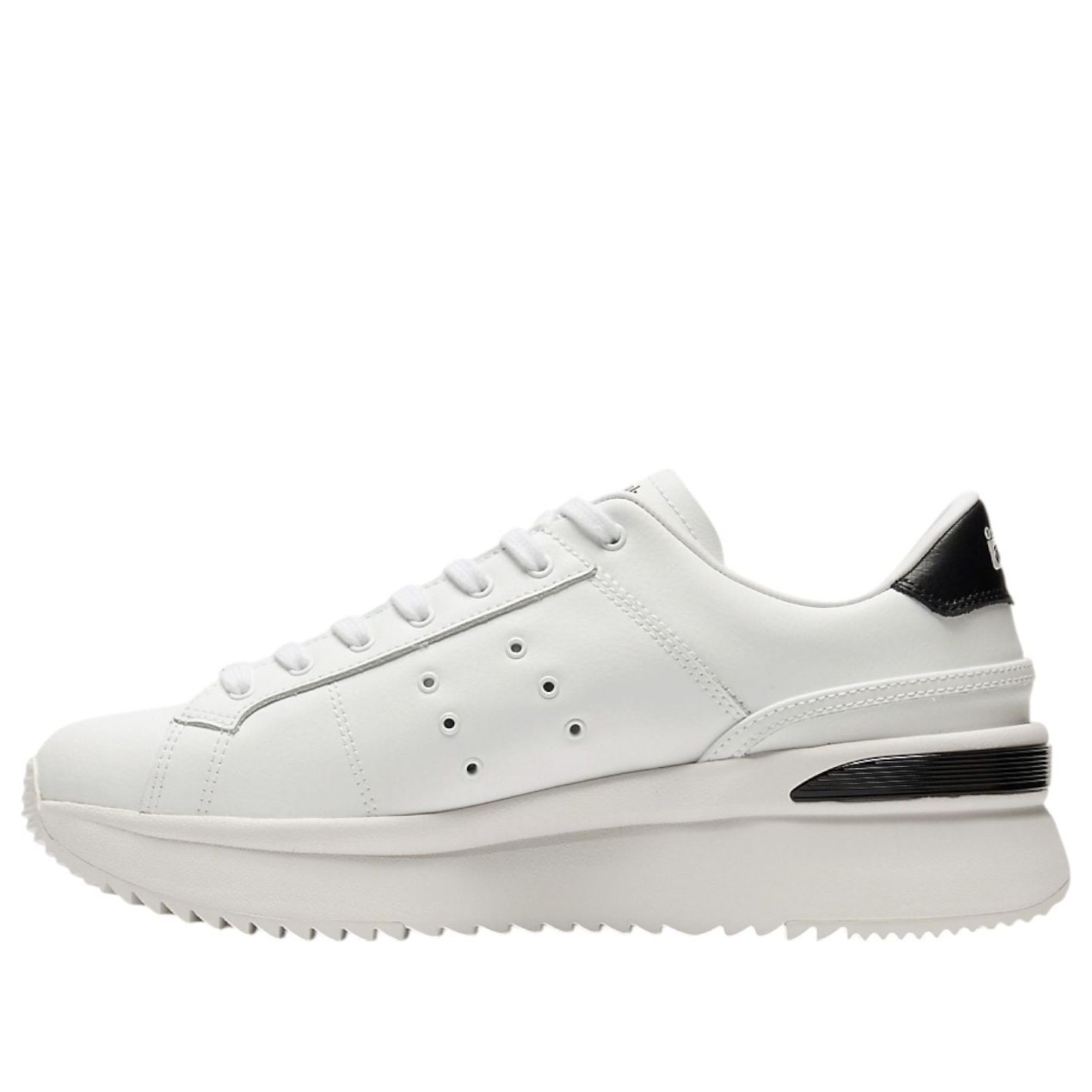 Onitsuka Tiger Lawnship PF 'White'
Onitsuka Tiger Lawnship PF 'White'