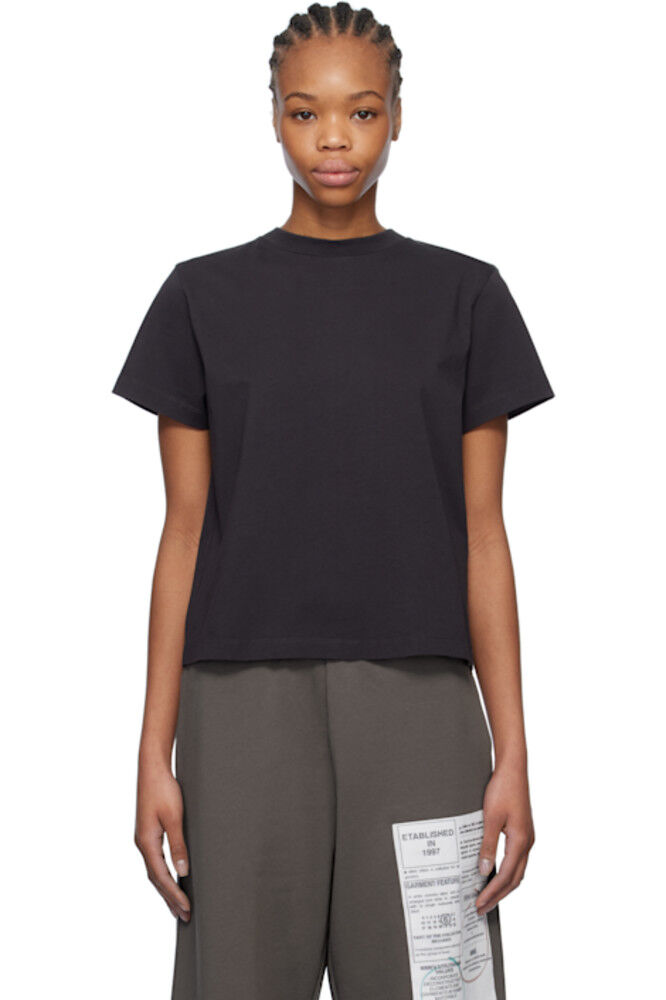 Черная футболка с принтом «Сплайс» MM6 Maison Margiela
Черная футболка с принтом «Сплайс» MM6 Maison Margiela