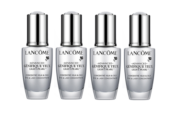 LANKOU 3D Big Eye сыворотки пробный набор успокаивающий, осветляющий, увлажняющий и питательный 5мл/5мл*4 LANCOME
LANKOU 3D Big Eye сыворотки пробный набор успокаивающий, осветляющий, увлажняющий и питательный 5мл/5мл*4 LANCOME