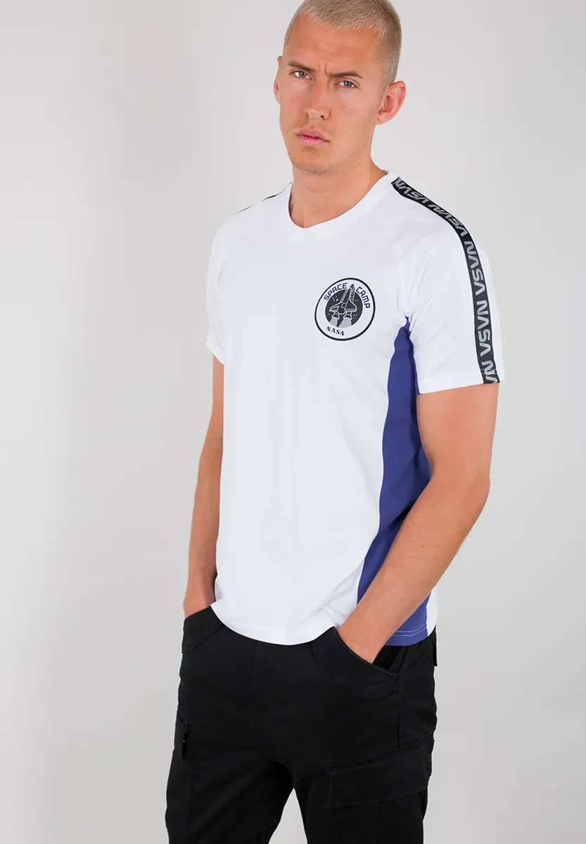 Футболка Alpha Industries " Alpha Industries Мужчины - Футболки Space Camp T", белый
Футболка Alpha Industries " Alpha Industries Мужчины - Футболки Space Camp T", белый