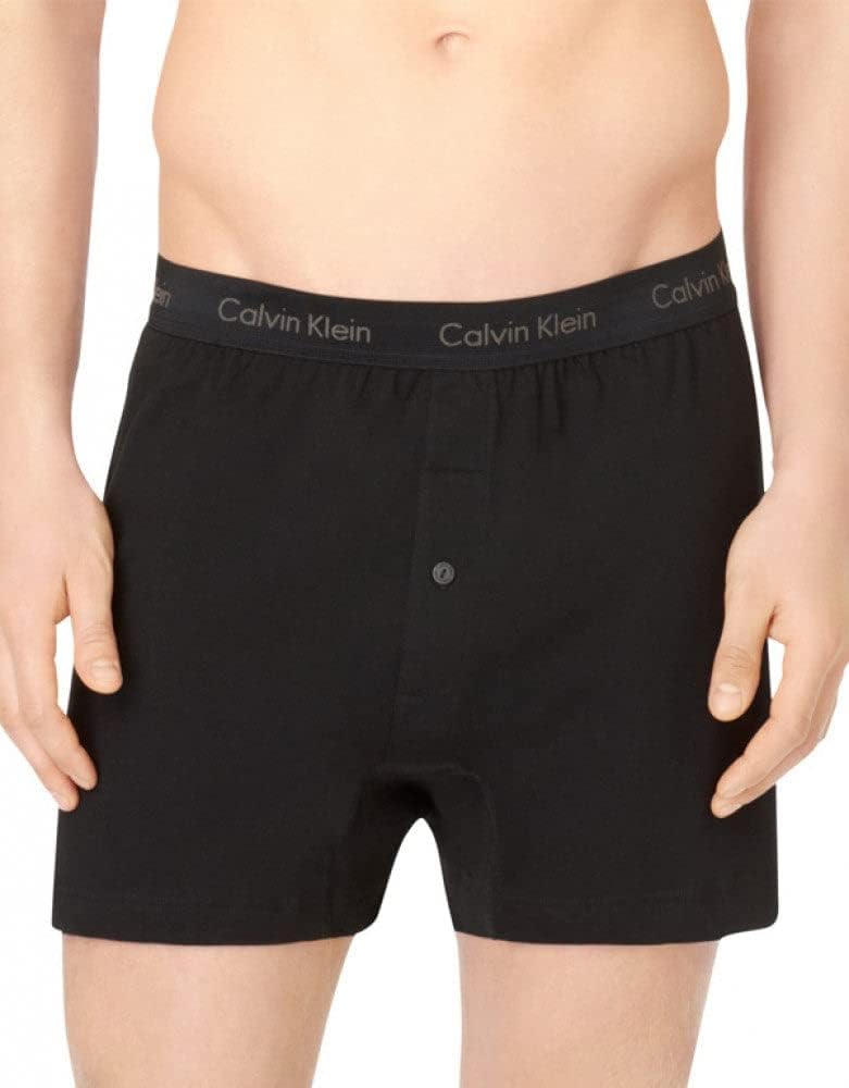 Комплект из 3 мужских трикотажных трусов-боксеров Calvin Klein Cotton Classics, Black
Комплект из 3 мужских трикотажных трусов-боксеров Calvin Klein Cotton Classics, Black