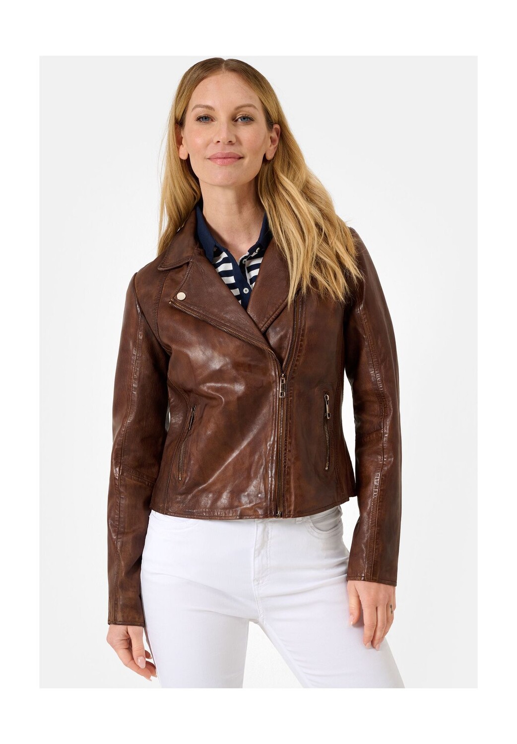 Женская кожаная куртка, косуха с воротником с лацканами из кожи ягненка RICANO, цвет Dunkel Braun
Женская кожаная куртка, косуха с воротником с лацканами из кожи ягненка RICANO, цвет Dunkel Braun