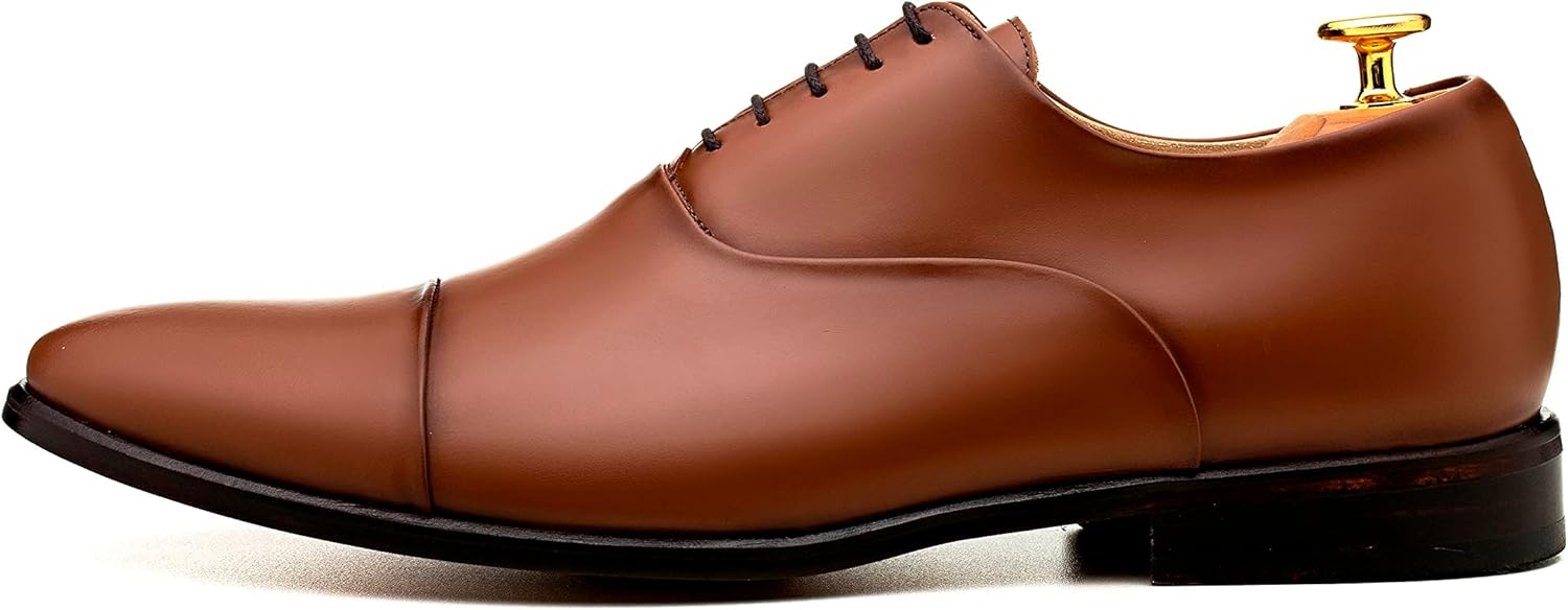 Классические кожаные туфли Oxford с перфорацией Cap Toe Cordoba Adolfo Turrion, Whiskey Brown
Классические кожаные туфли Oxford с перфорацией Cap Toe Cordoba Adolfo Turrion, Whiskey Brown