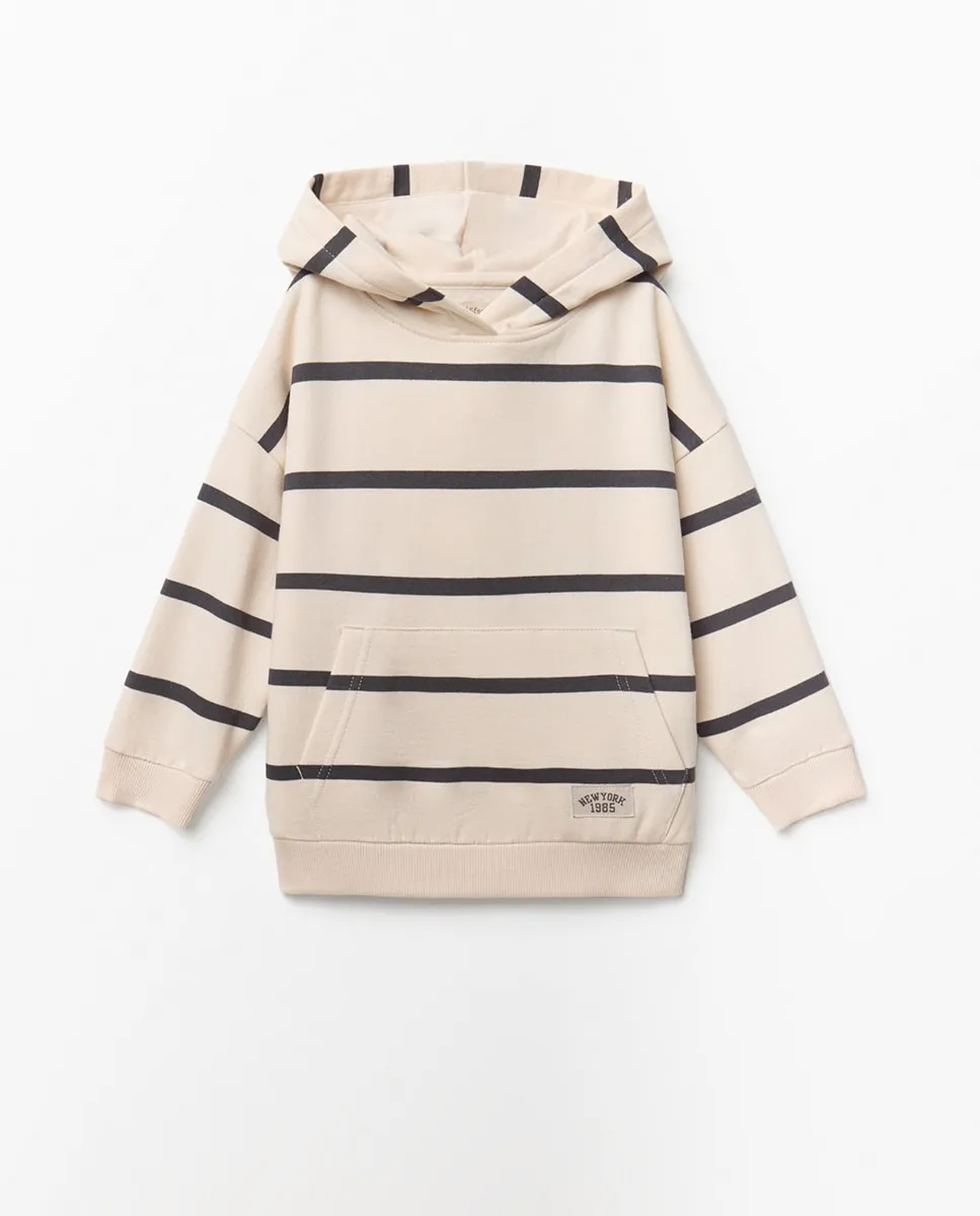 Толстовка с серыми полосками Sfera
Толстовка с серыми полосками Sfera