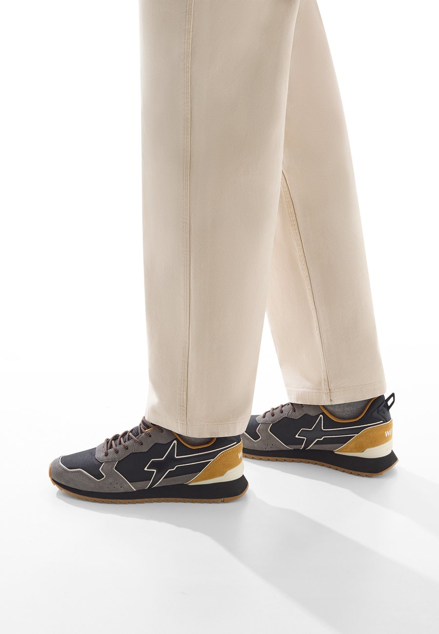 Кроссовки W6YZ JET-M, Anthrazit/Black
Кроссовки W6YZ JET-M, Anthrazit/Black