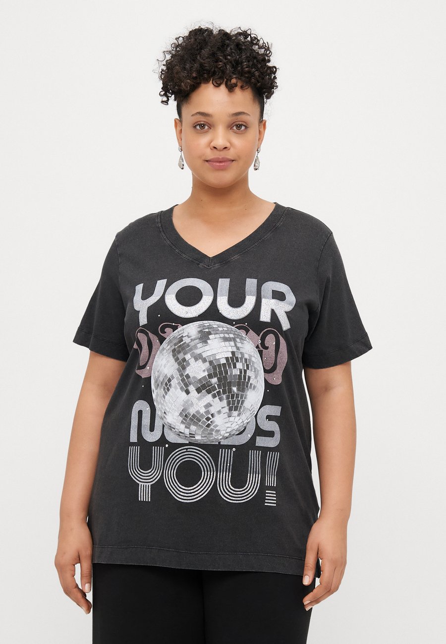Футболка ONLY Carmakoma CARMILLE LIFE V NECK, Black, Черный, Футболка ONLY Carmakoma CARMILLE LIFE V NECK, Black
Футболка ONLY Carmakoma CARMILLE LIFE V NECK, Black, Черный, Футболка ONLY Carmakoma CARMILLE LIFE V NECK, Black