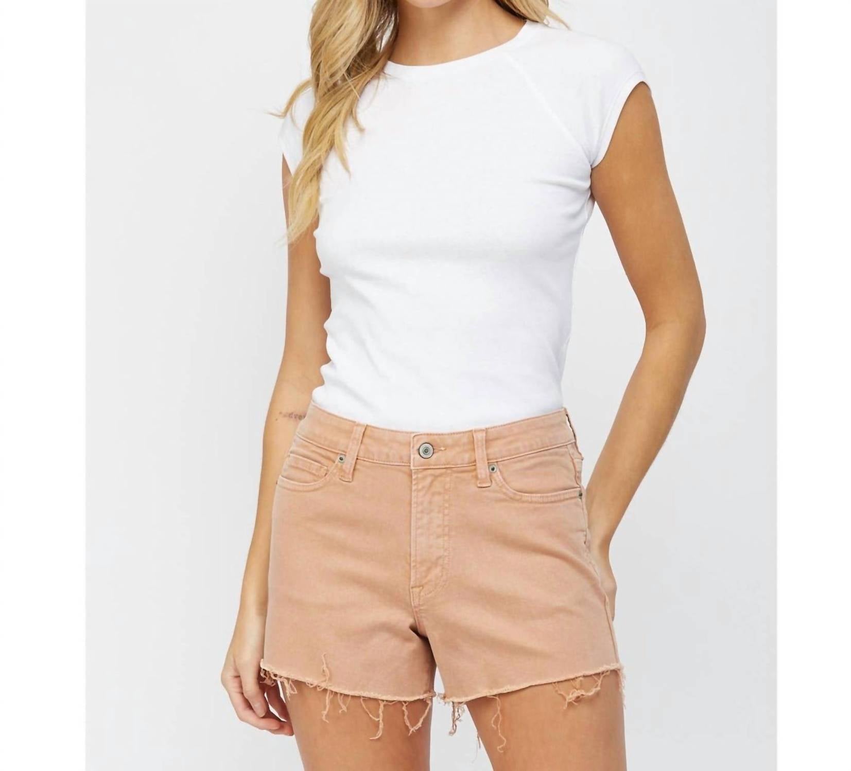 Винтажные шорты с высокой талией в оттенке запеченной глины Mica denim, Baked Clay
Винтажные шорты с высокой талией в оттенке запеченной глины Mica denim, Baked Clay