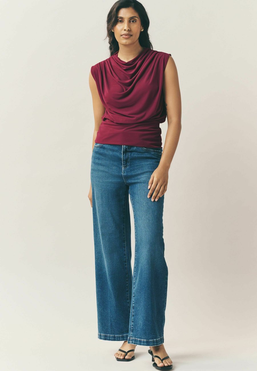 Блуза Next COWL, Berry Red/Red
Блуза Next COWL, Berry Red/Red