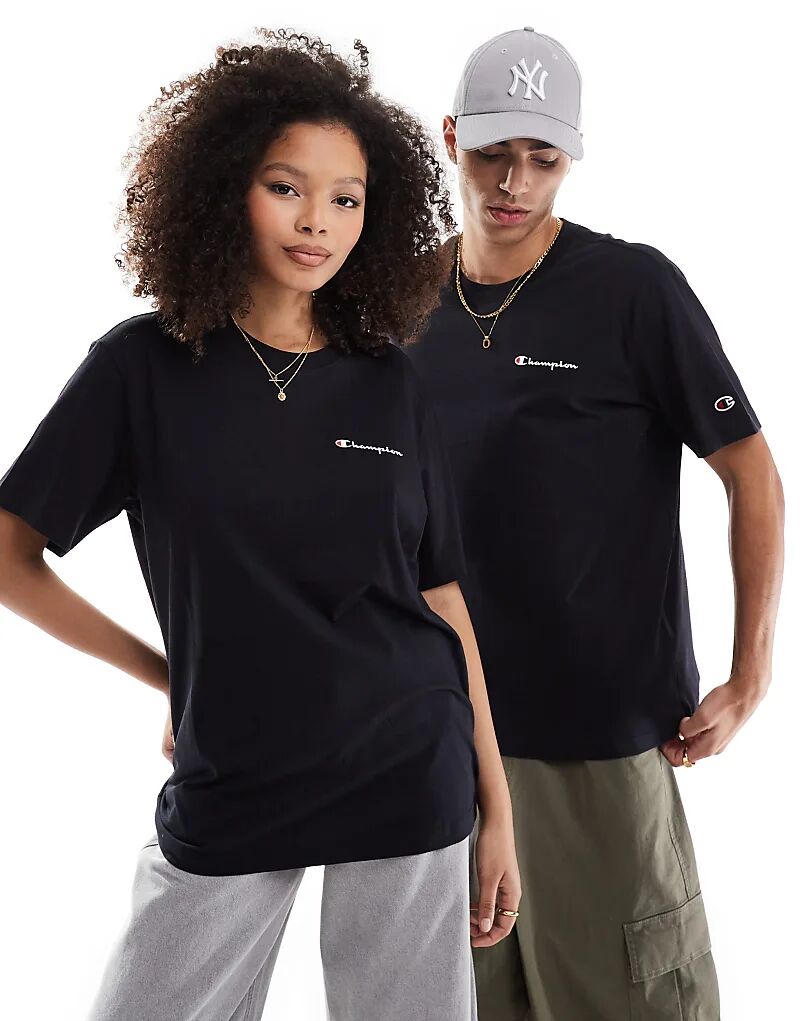 Футболка Champion Unisex черного цвета с логотипом на левой груди
Футболка Champion Unisex черного цвета с логотипом на левой груди