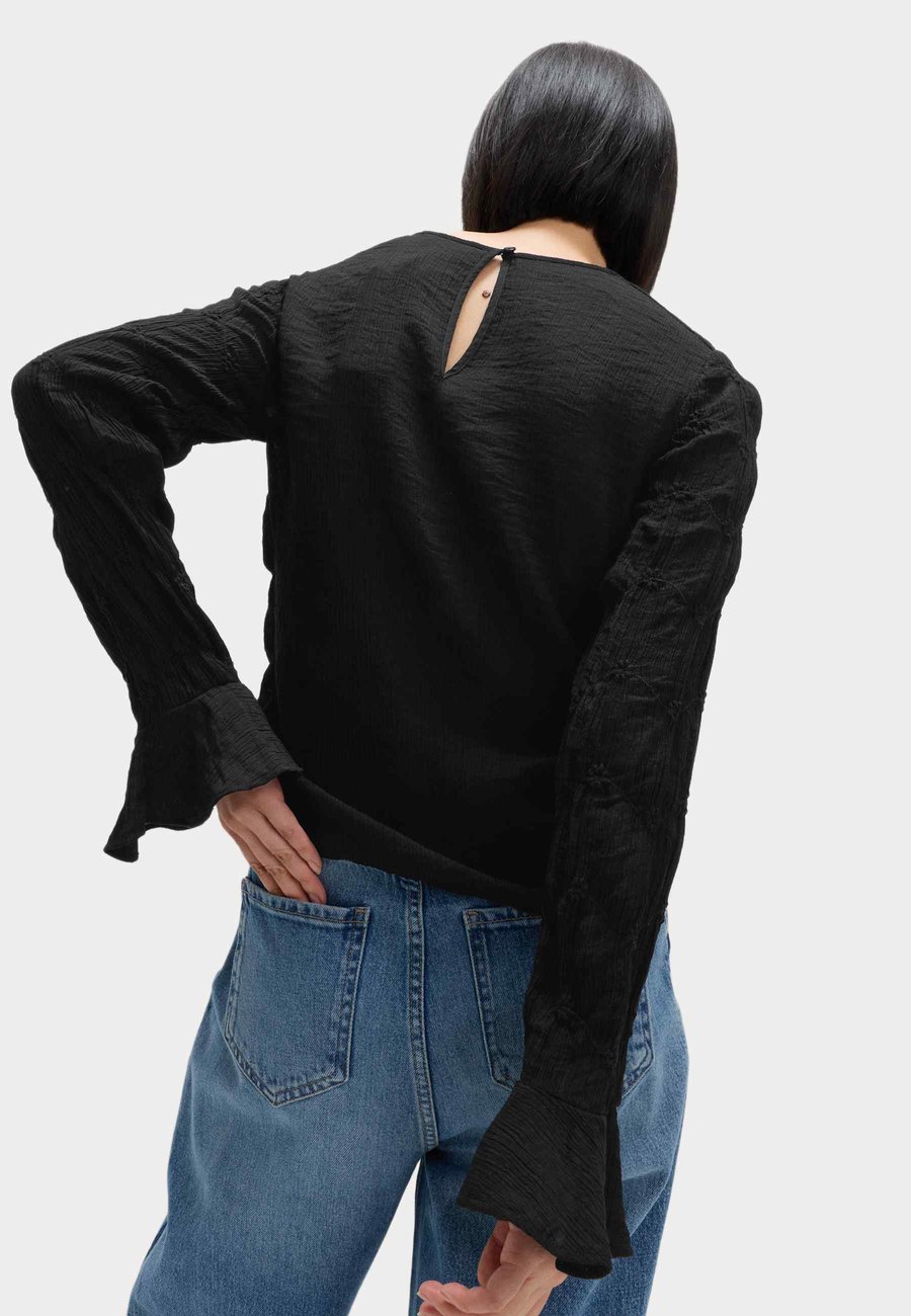 Блуза Marks & Spencer CREW NECK LONG SLEEVE, Black
Блуза Marks & Spencer CREW NECK LONG SLEEVE, Black