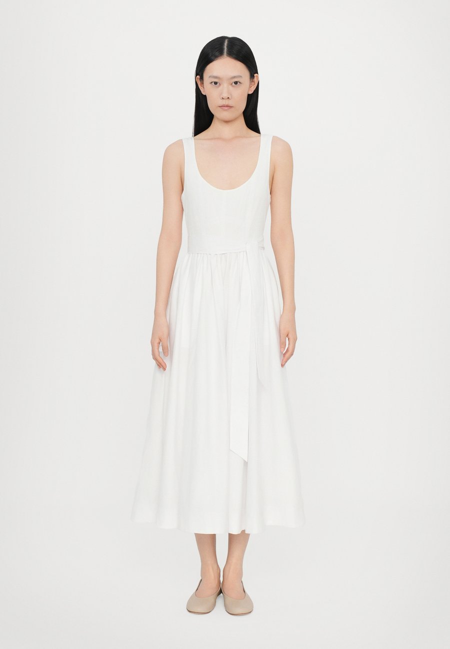 Платье Cinq à Sept KILAH DRESS, White
Платье Cinq à Sept KILAH DRESS, White