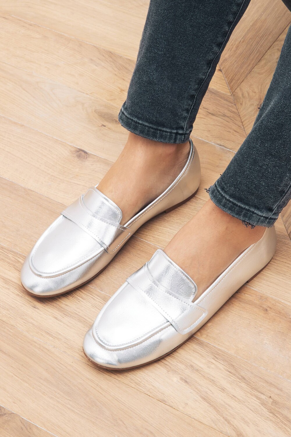 Лоферы Forever Comfort на тонкой подошве Next, серебряный, Серый, Лоферы Forever Comfort на тонкой подошве Next, серебряный
Лоферы Forever Comfort на тонкой подошве Next, серебряный, Серый, Лоферы Forever Comfort на тонкой подошве Next, серебряный