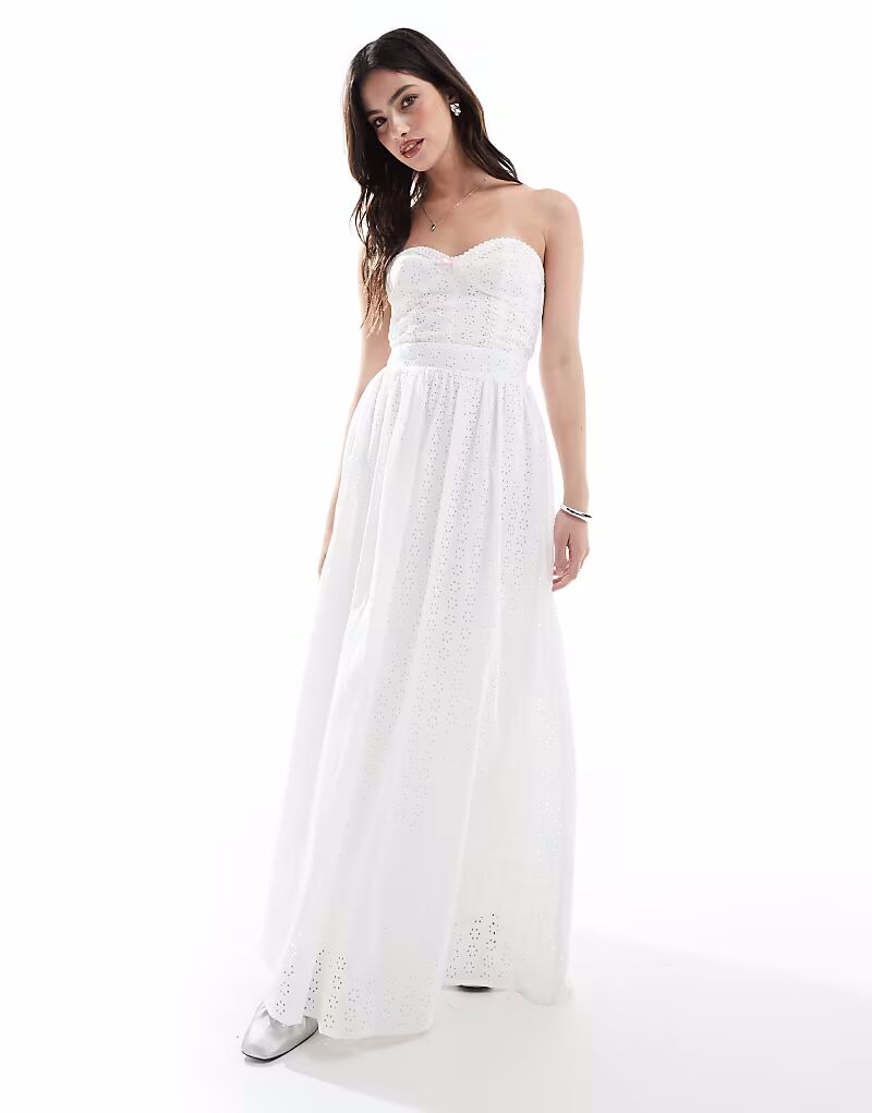 Эксклюзивное платье-бандо Frolic с вышивкой в форме сердца и завязками сзади, макси-платье белого цвета
Эксклюзивное платье-бандо Frolic с вышивкой в форме сердца и завязками сзади, макси-платье белого цвета