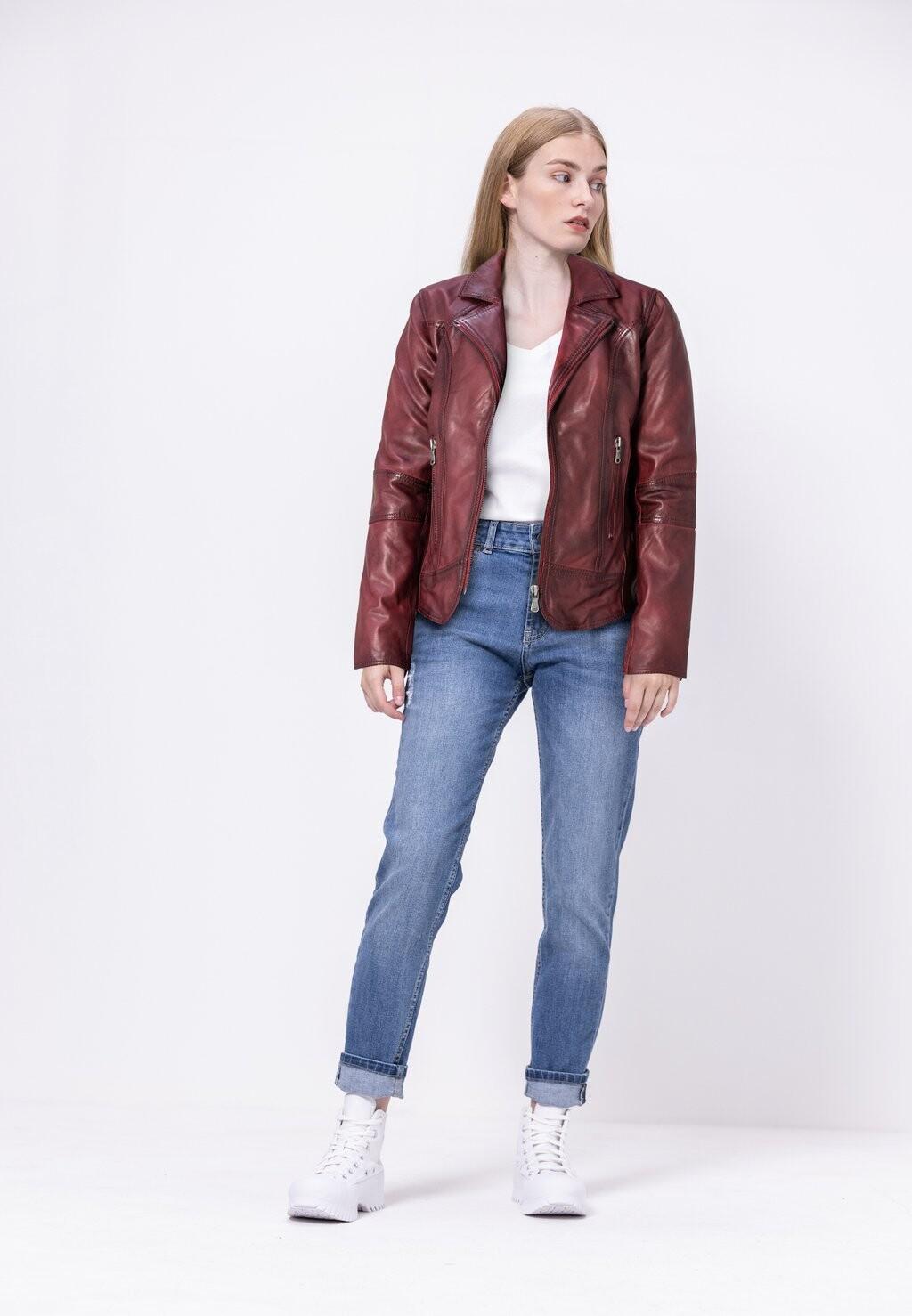 Кожаная куртка NO N4ME, красный
Кожаная куртка NO N4ME, красный