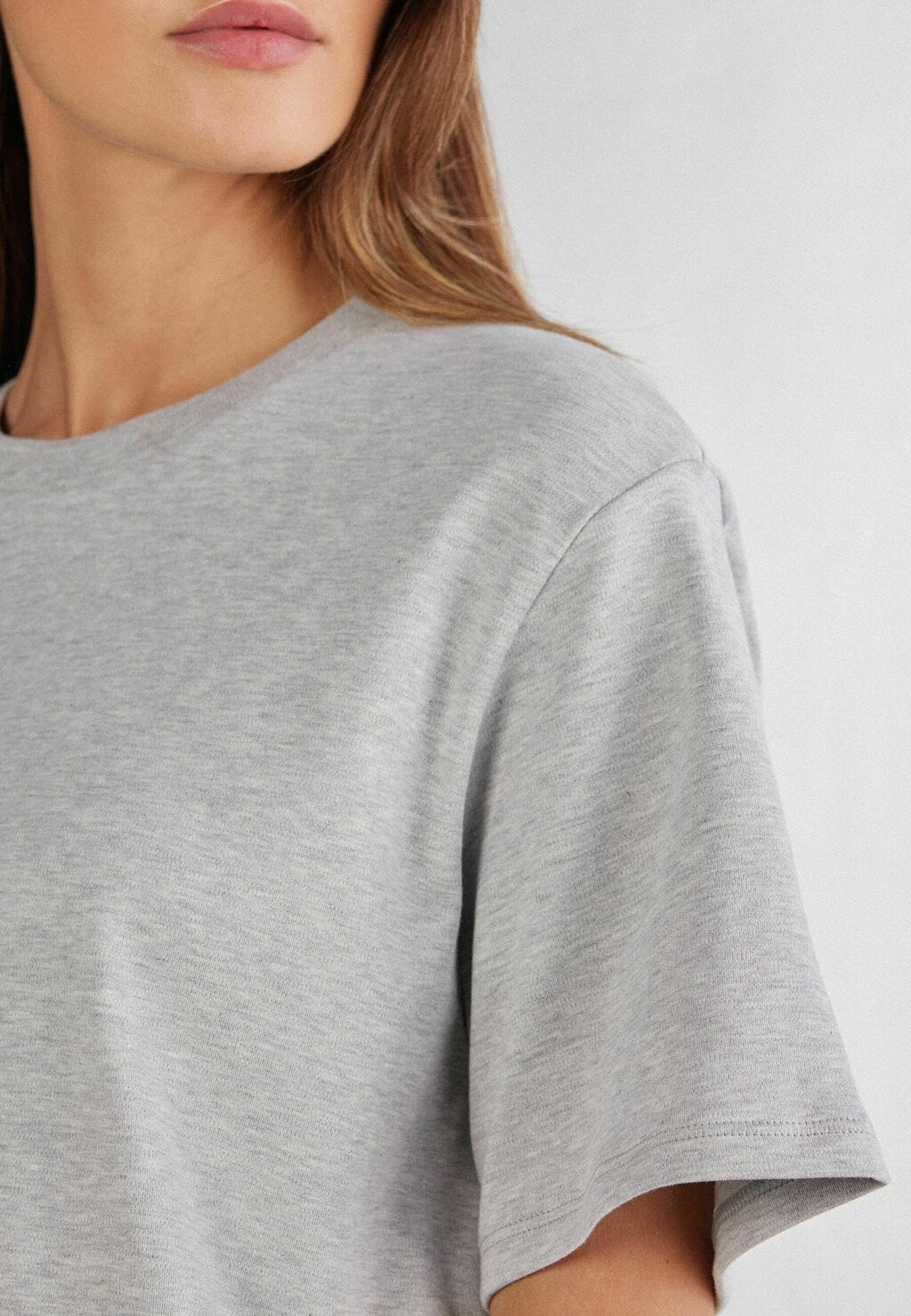 Базовая футболка Intimissimi, серый 
Базовая футболка Intimissimi, серый