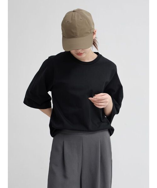 Футболка с коротким рукавом, быстросохнущая, с защитой от УФ-излучения YORT, черный
Футболка с коротким рукавом, быстросохнущая, с защитой от УФ-излучения YORT, черный