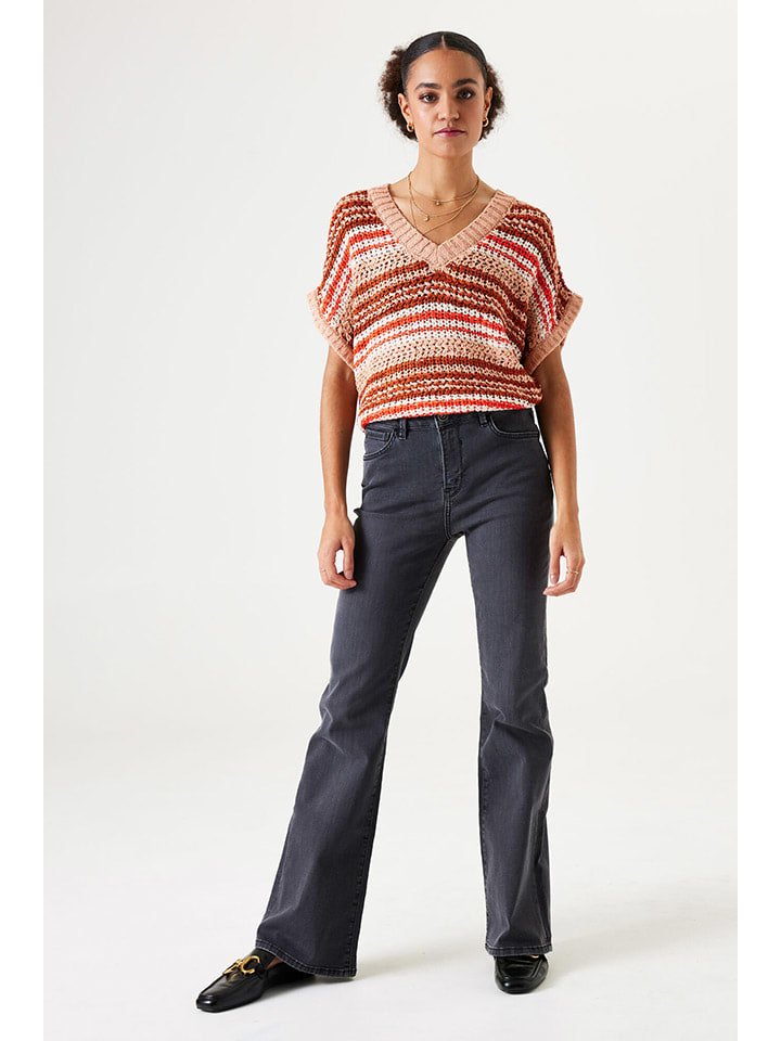 Garcia Свитер розового/красного/белого цвета
Garcia Свитер розового/красного/белого цвета