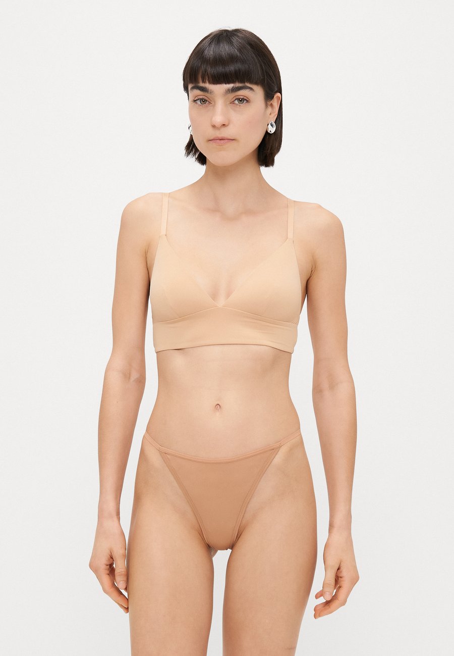 Трусы ONLY ONLFRIDA SUPER SOFT 2 PACK , Tawny Birch /Nude
Трусы ONLY ONLFRIDA SUPER SOFT 2 PACK , Tawny Birch /Nude