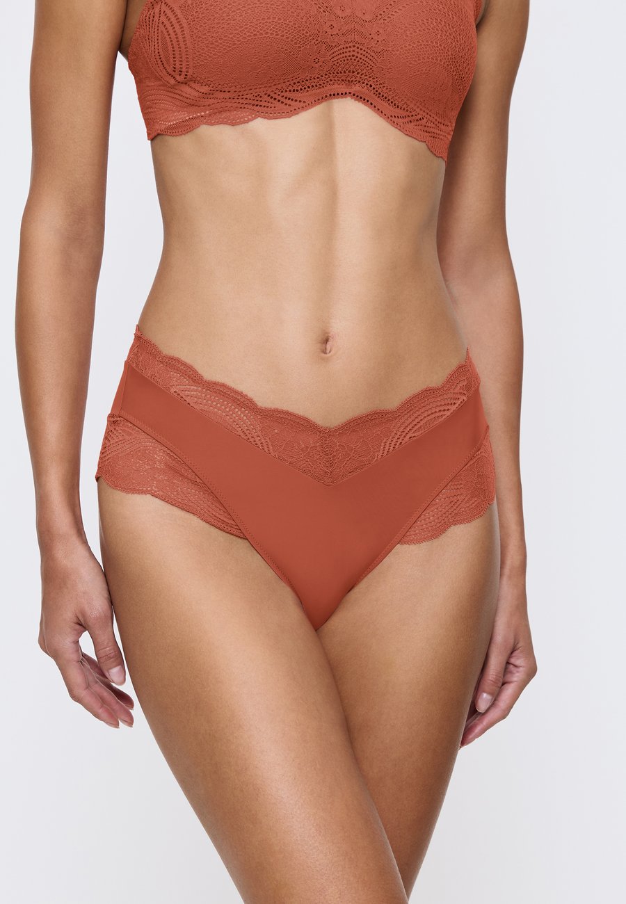 Брифы Triumph LIFT SMART, Desert Sunset/Orange
Брифы Triumph LIFT SMART, Desert Sunset/Orange