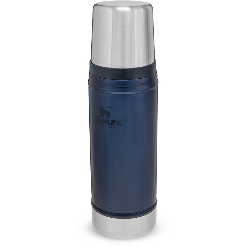 Легендарная классическая вакуумная бутылка 0,47 л Stanley, зеленый
Легендарная классическая вакуумная бутылка 0,47 л Stanley, зеленый