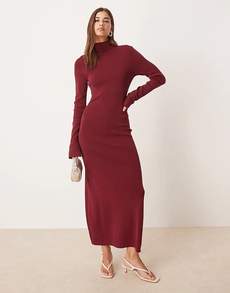 Платье мидакси Pretty Lavish с расклешенными рукавами в бордовом цвете
Платье мидакси Pretty Lavish с расклешенными рукавами в бордовом цвете