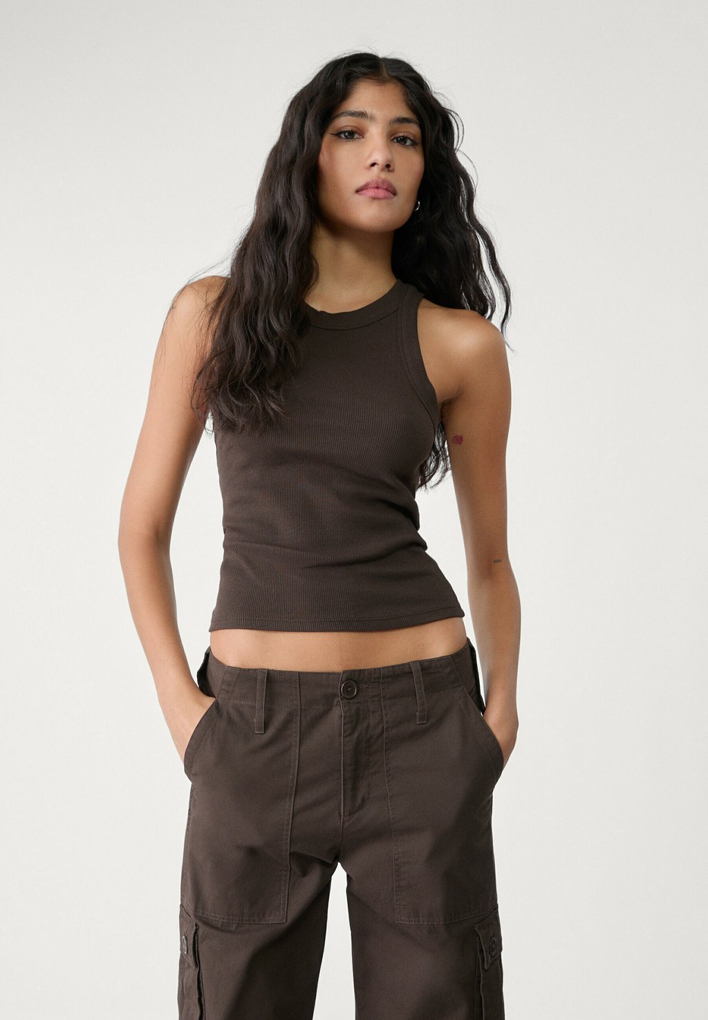 Топ Stradivarius, темно-коричневый
Топ Stradivarius, темно-коричневый