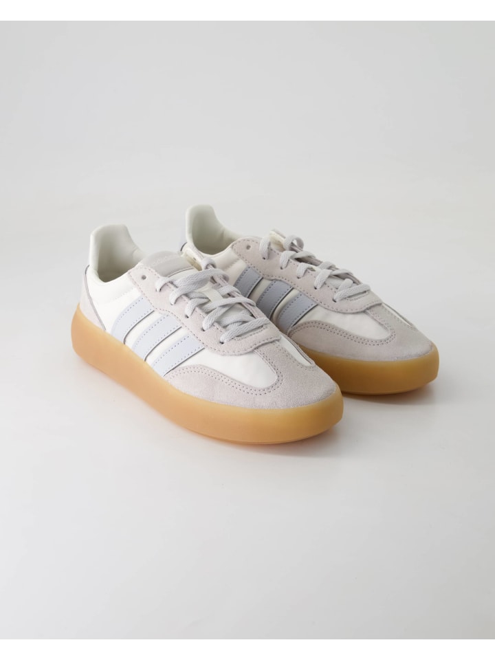 Кроссовки белые adidas
Кроссовки белые adidas