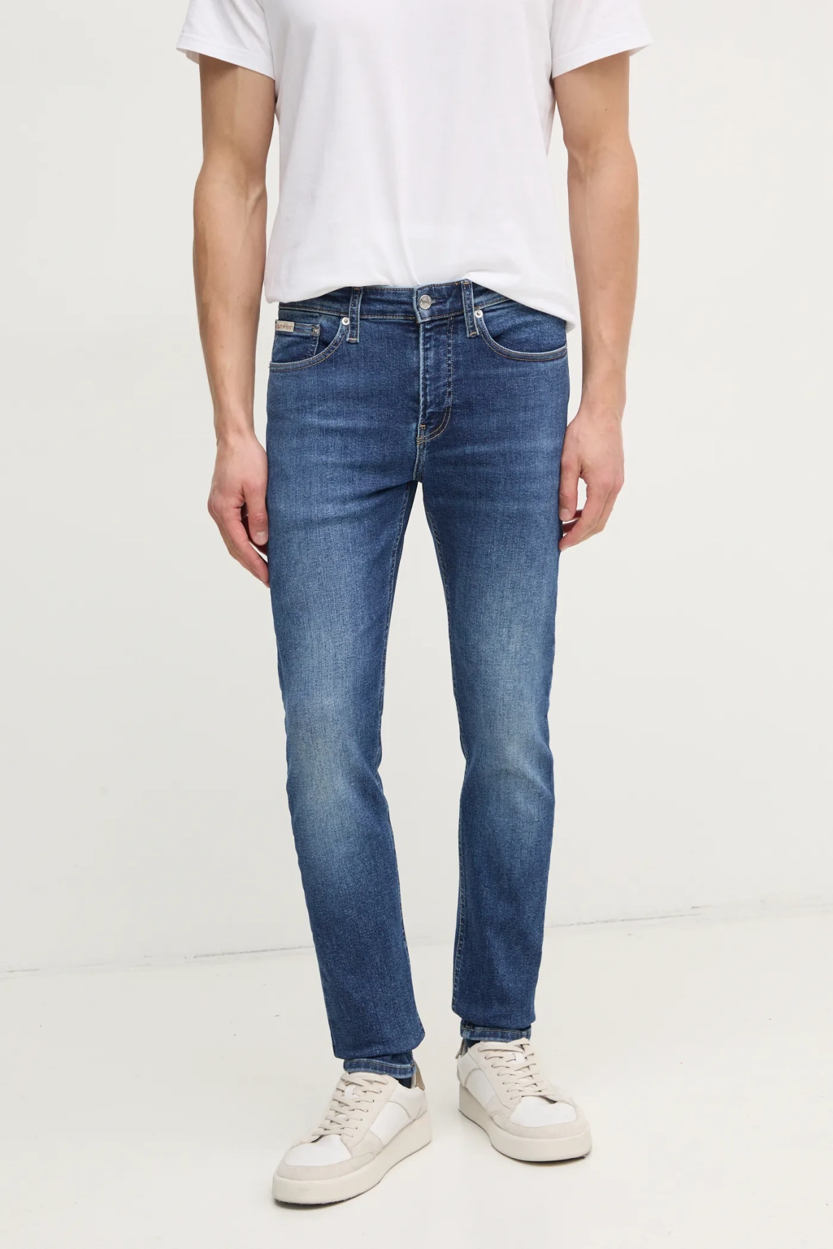 Джинсы Calvin Klein Jeans, синий
Джинсы Calvin Klein Jeans, синий