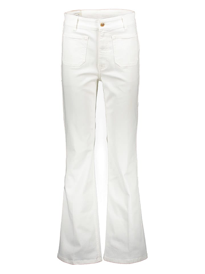 Джинсы облегающего кроя белого цвета Gant
Джинсы облегающего кроя белого цвета Gant