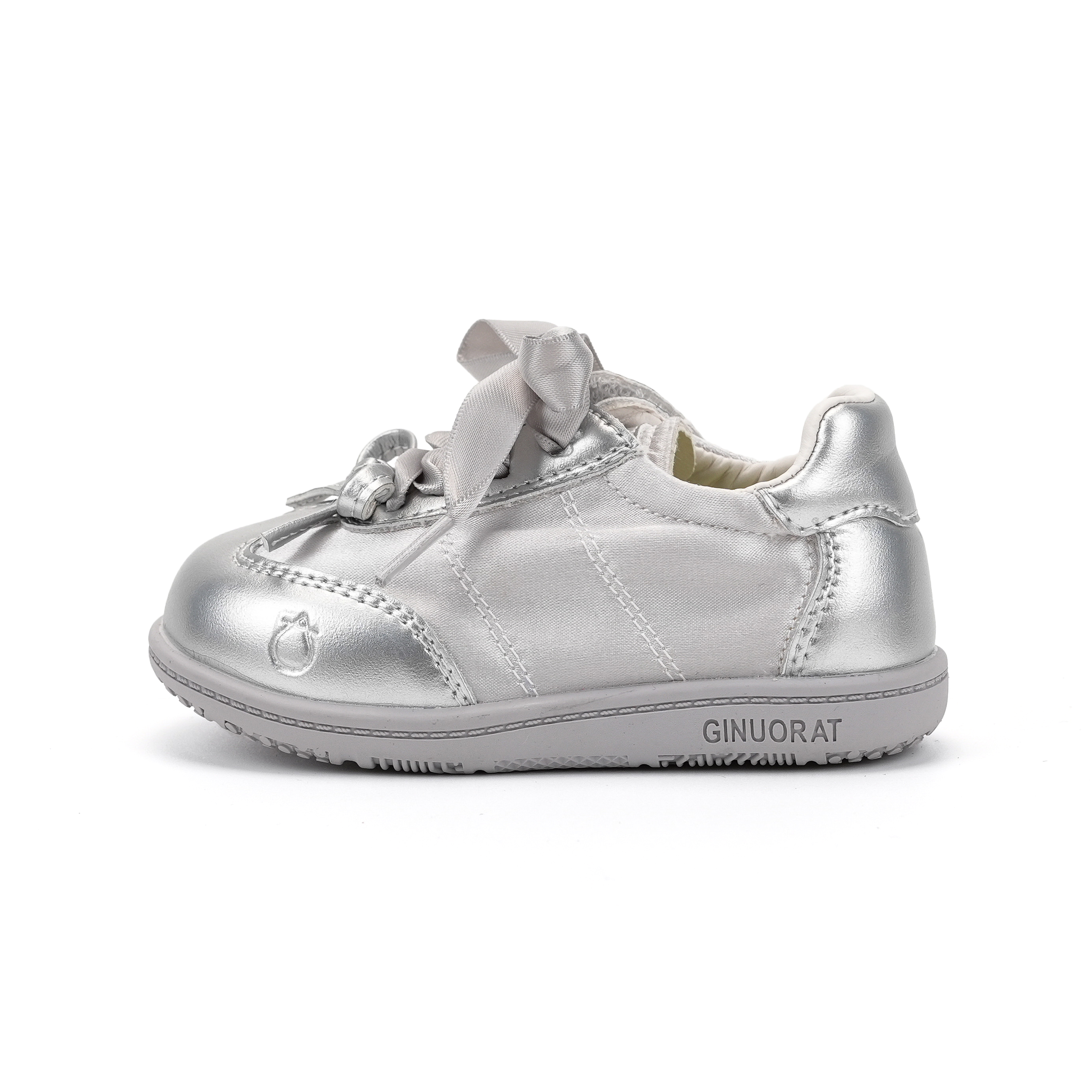Обувь для малышей от 3 до 7 лет QINUOSHU, серебряный
Обувь для малышей от 3 до 7 лет QINUOSHU, серебряный