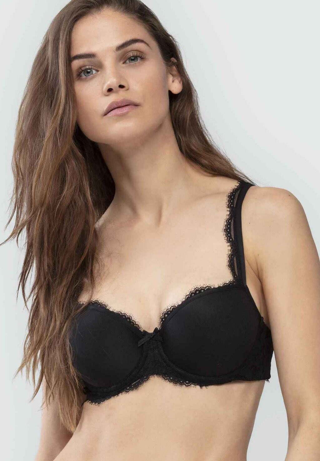 Бюстгальтер на косточках SPACER mey, черный
Бюстгальтер на косточках SPACER mey, черный