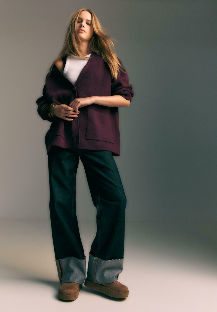Кардиган Stradivarius Cardigan, Dark Red
Кардиган Stradivarius Cardigan, Dark Red