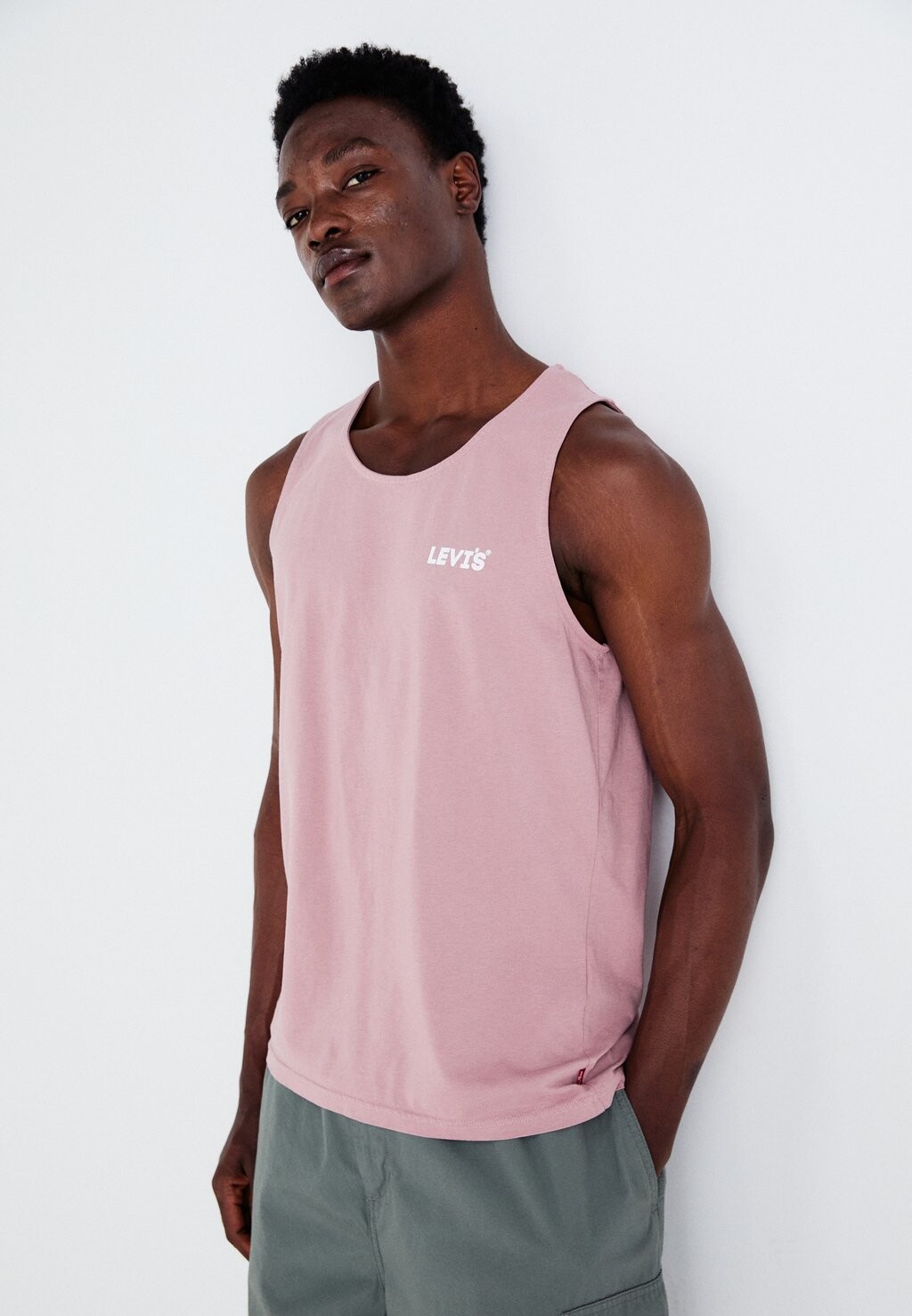 Топ Levi's, розовый Graphic Tank
Топ Levi's, розовый Graphic Tank