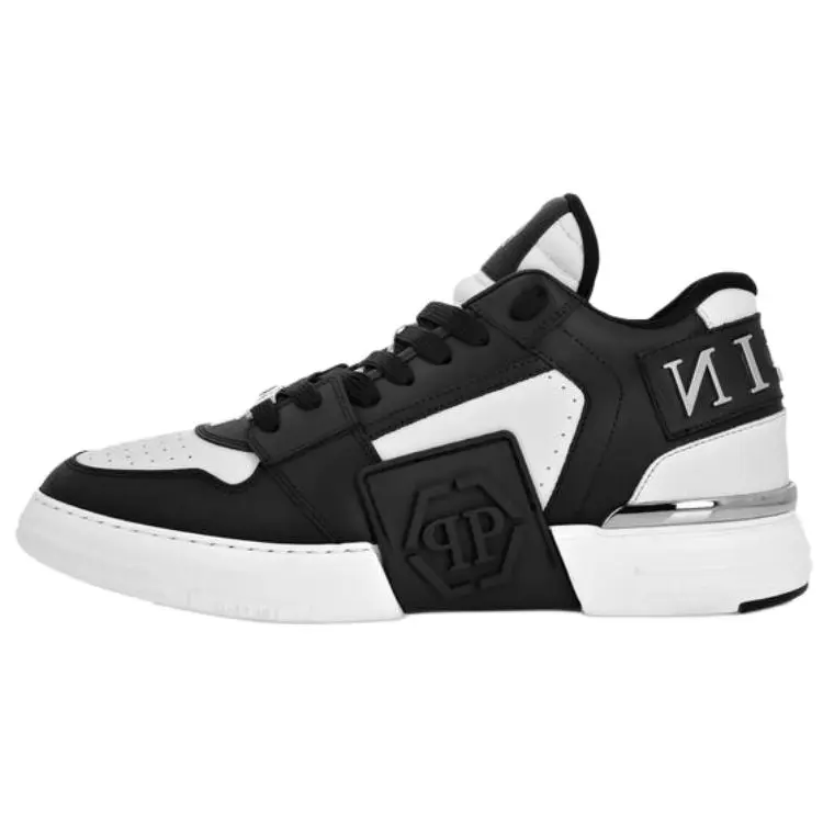 PHILIPP PLEIN Кроссовки Phantom Kicks Low top Unisex Black White
PHILIPP PLEIN Кроссовки Phantom Kicks Low top Unisex Black White