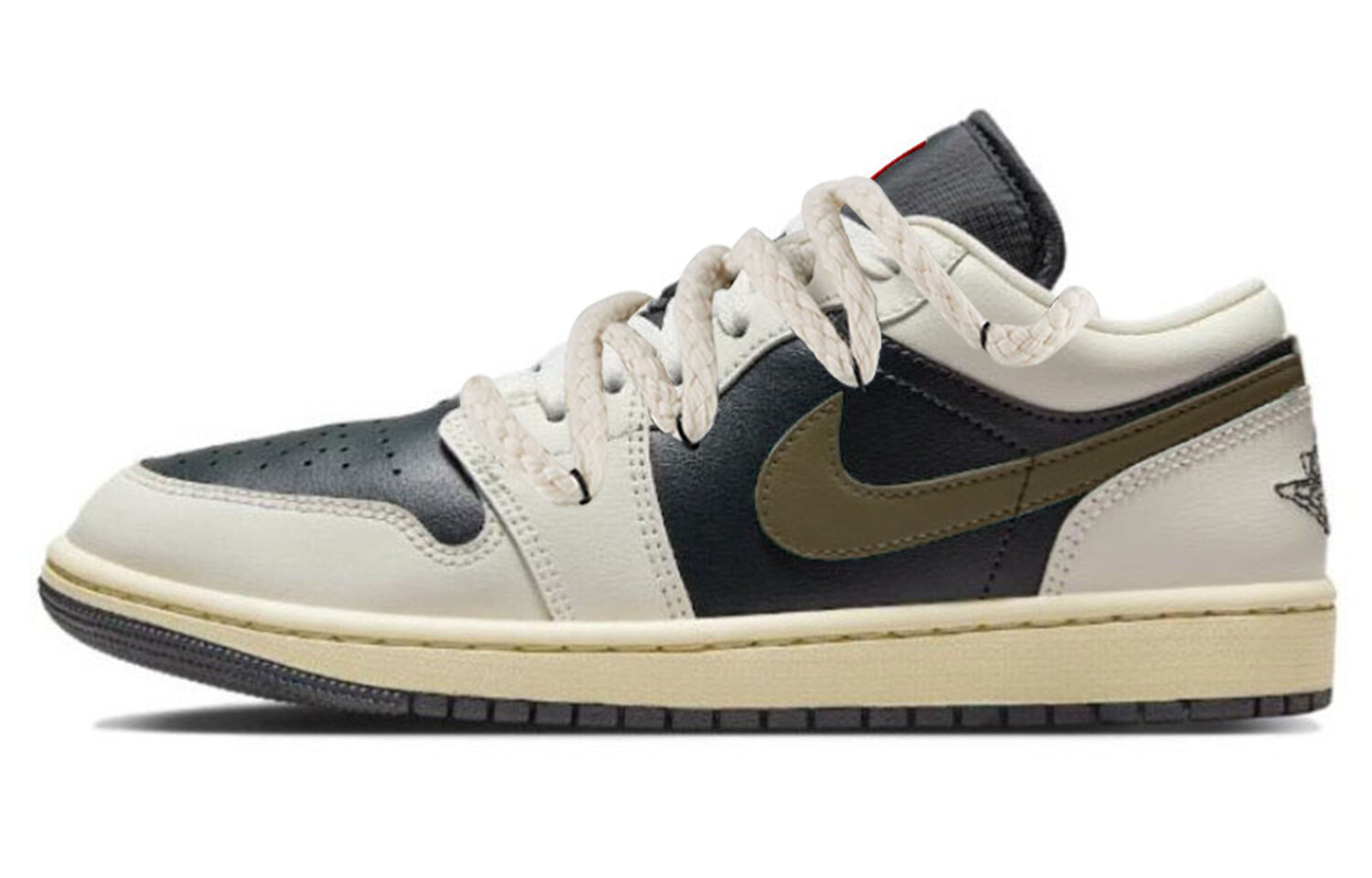 Кроссовки Air Jordan 1 Vintage Basketball Shoes Women's Low-top Green, зеленый
Кроссовки Air Jordan 1 Vintage Basketball Shoes Women's Low-top Green, зеленый