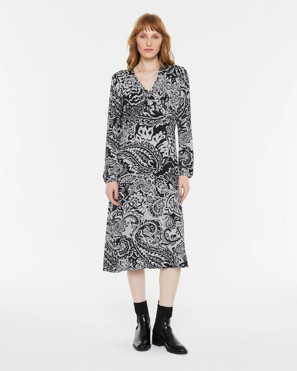 Расписное платье миди с V-образным вырезом Andam, серый
Расписное платье миди с V-образным вырезом Andam, серый