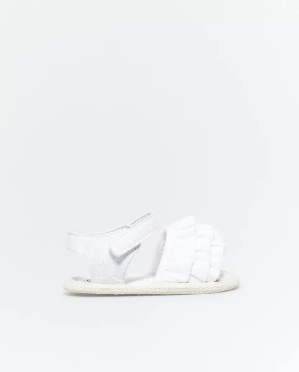 Тканые сандалии Sfera, белый
Тканые сандалии Sfera, белый